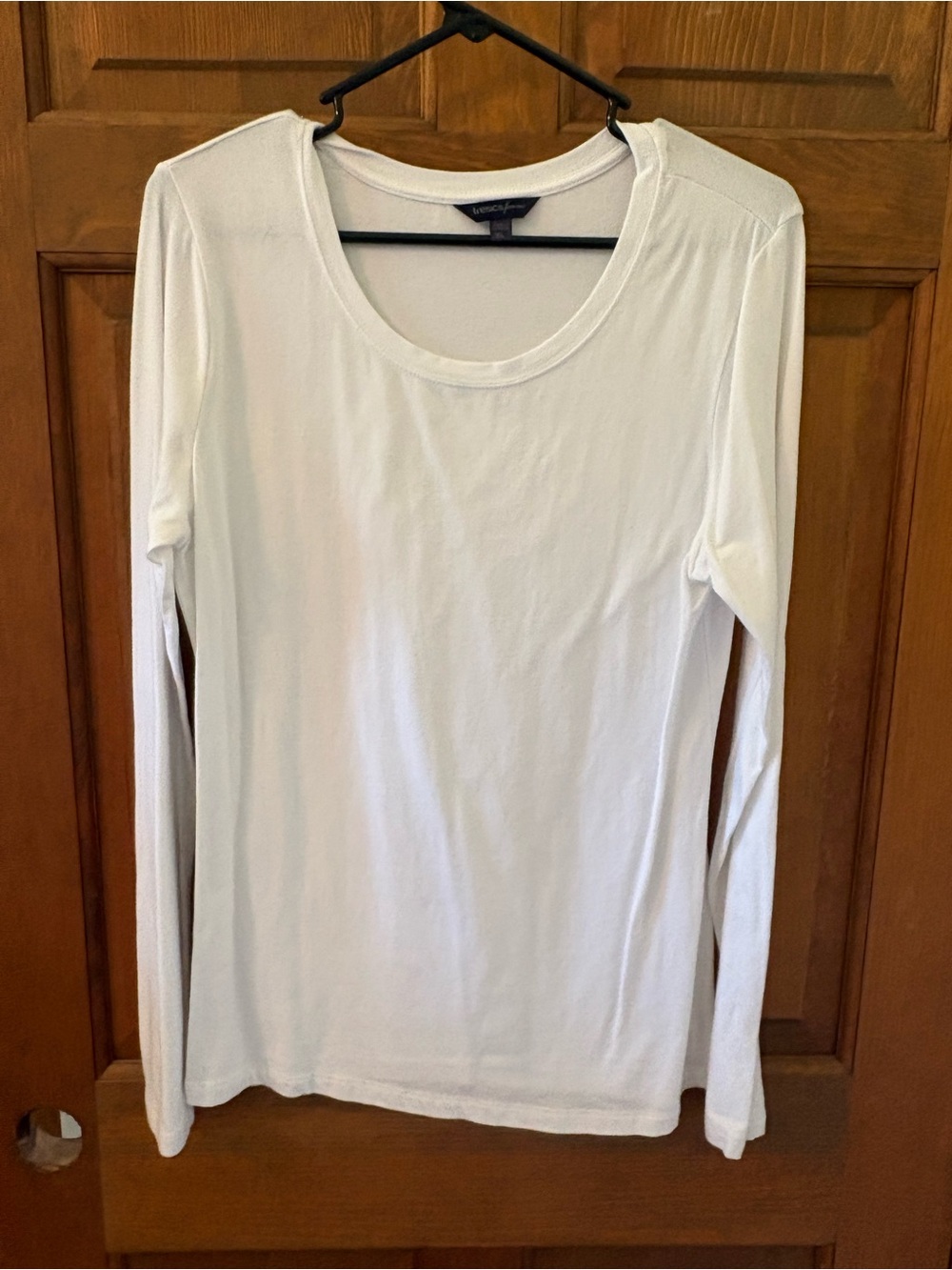 Tresics White Long-Sleeve Scoop Neck Top